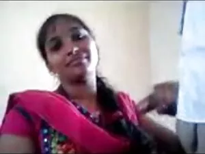 الأخت كبير مقاطع سكس ...