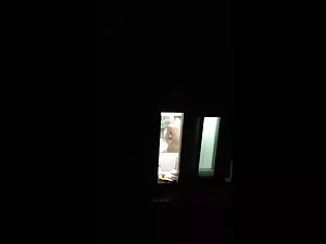 الفتاة هي مجرد معجزة ...
