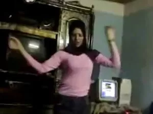 الفراخ الحب خبطت في  ...