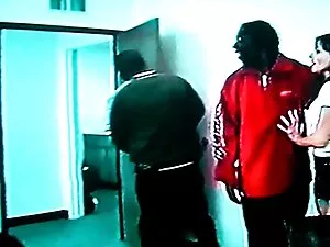 رتبت لزوجها لممارسة  ...