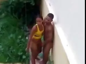 اثنين من واضعي لكل x ...