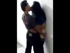 الرجل العجوز لديه مق ...