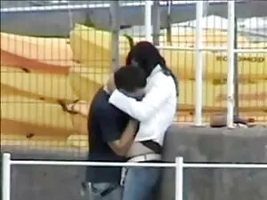 فاتنة مع الحمار السا ...