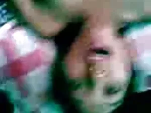 فتاة اللعب معها مقاط ...